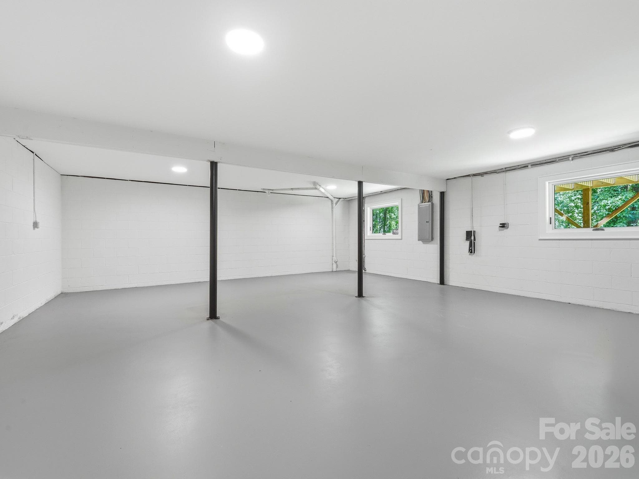 782SF unfinished basement. - 17 Muirfield Drive, Arden