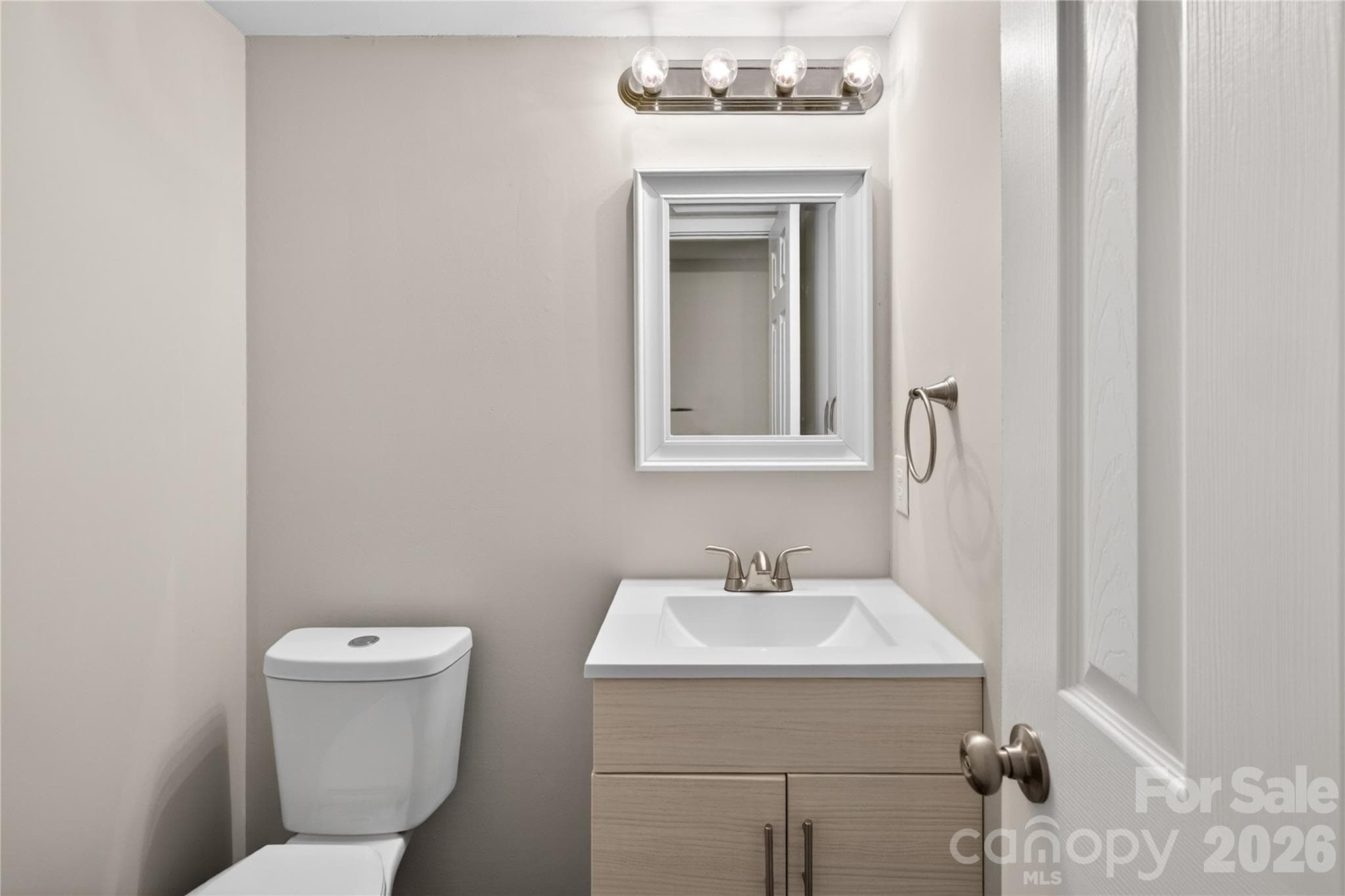 Condominium at 1610 Renard Ridge Road, Charlotte, photo 9 of 24