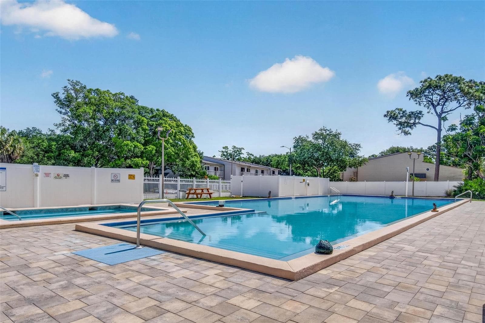 Condominium at 6389 93RD TER N #4706, PINELLAS PARK, photo 31 of 37