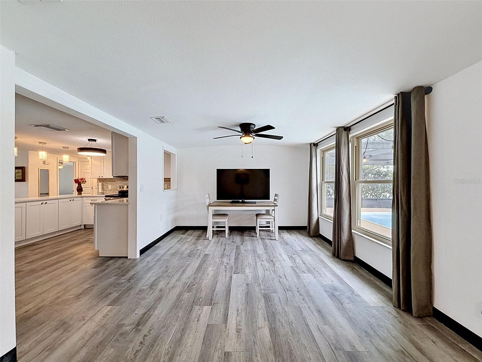Large flex space just off the kitchen. - 12735 1ST ISLE, HUDSON