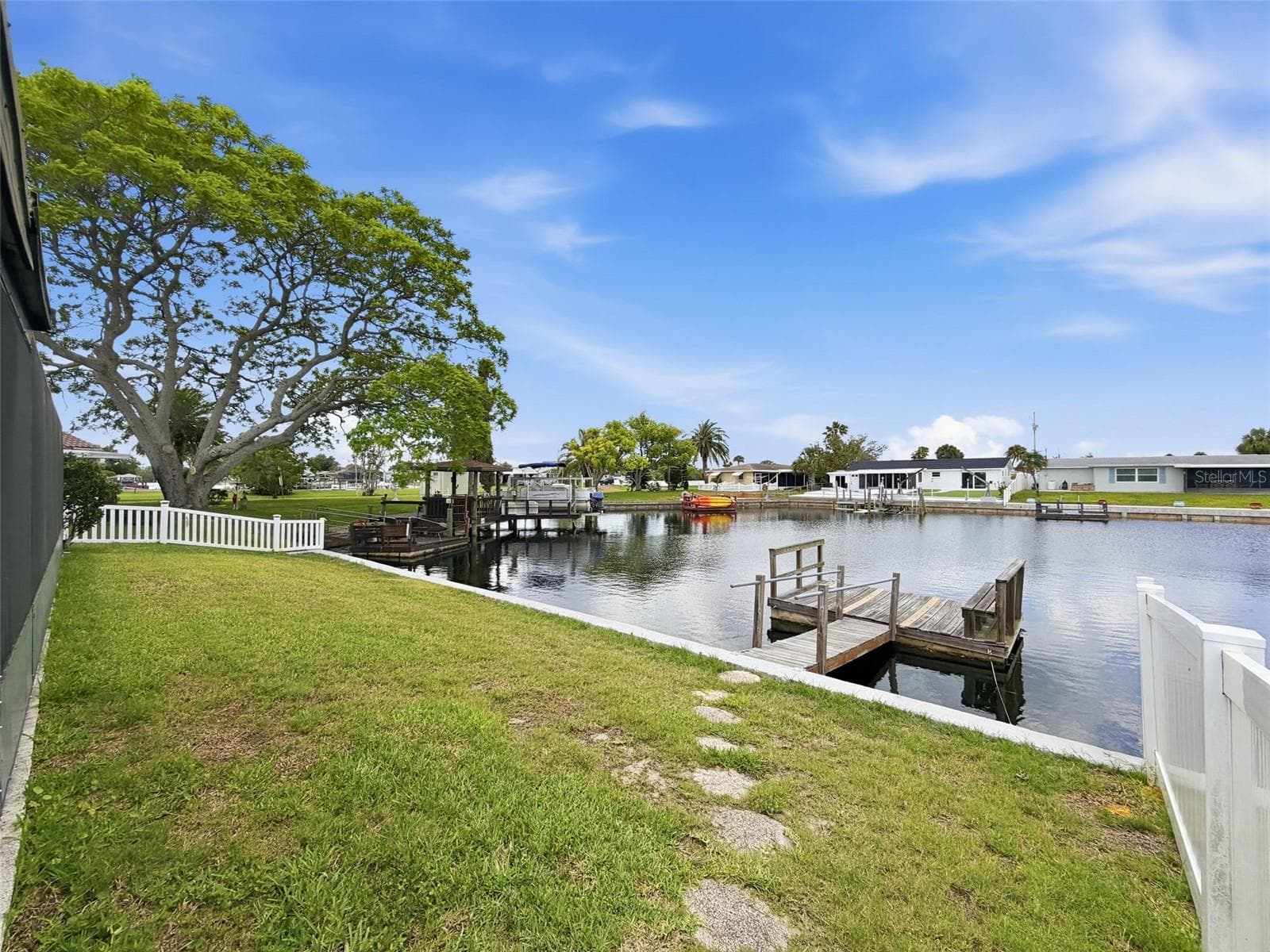 Updated seawall includes a transferable 5-year warranty. - 12735 1ST ISLE, HUDSON