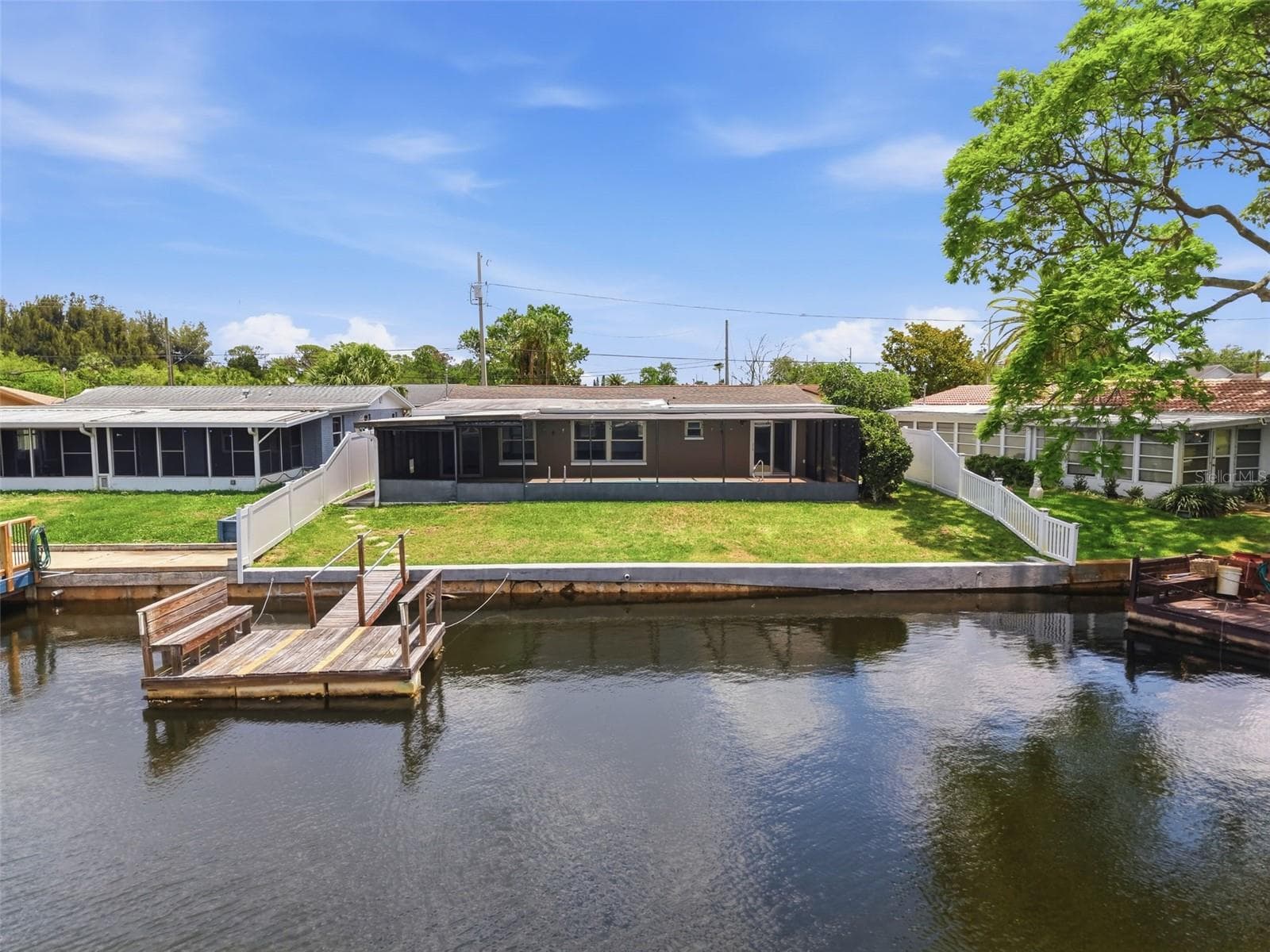 Bird’s-eye view captures the full beauty of this waterfront property. - 12735 1ST ISLE, HUDSON