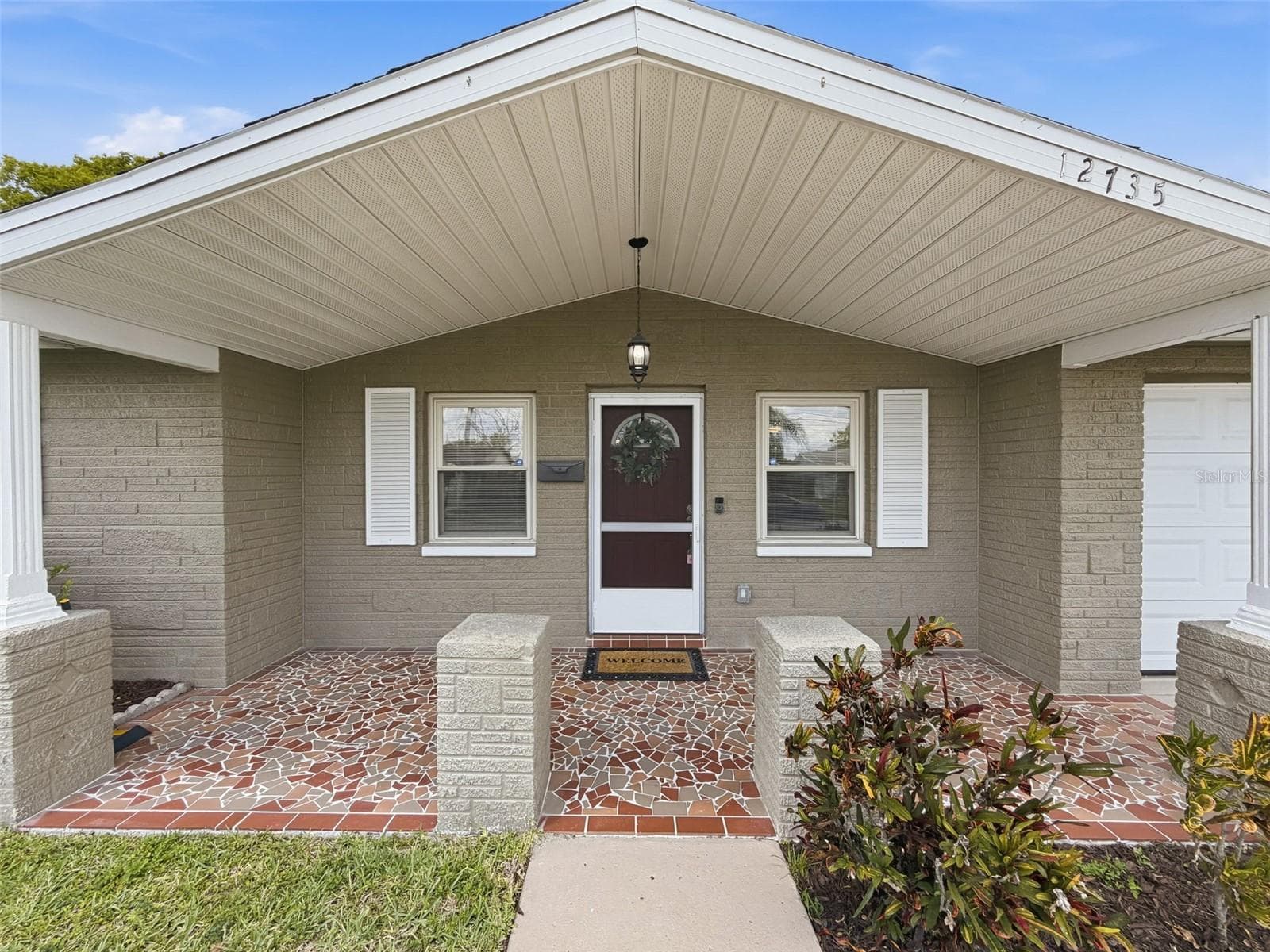 CALL TO SEE THIS HOME TODAY! - 12735 1ST ISLE, HUDSON