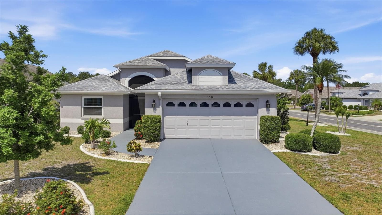 1834 E DEL WEBB BLVD