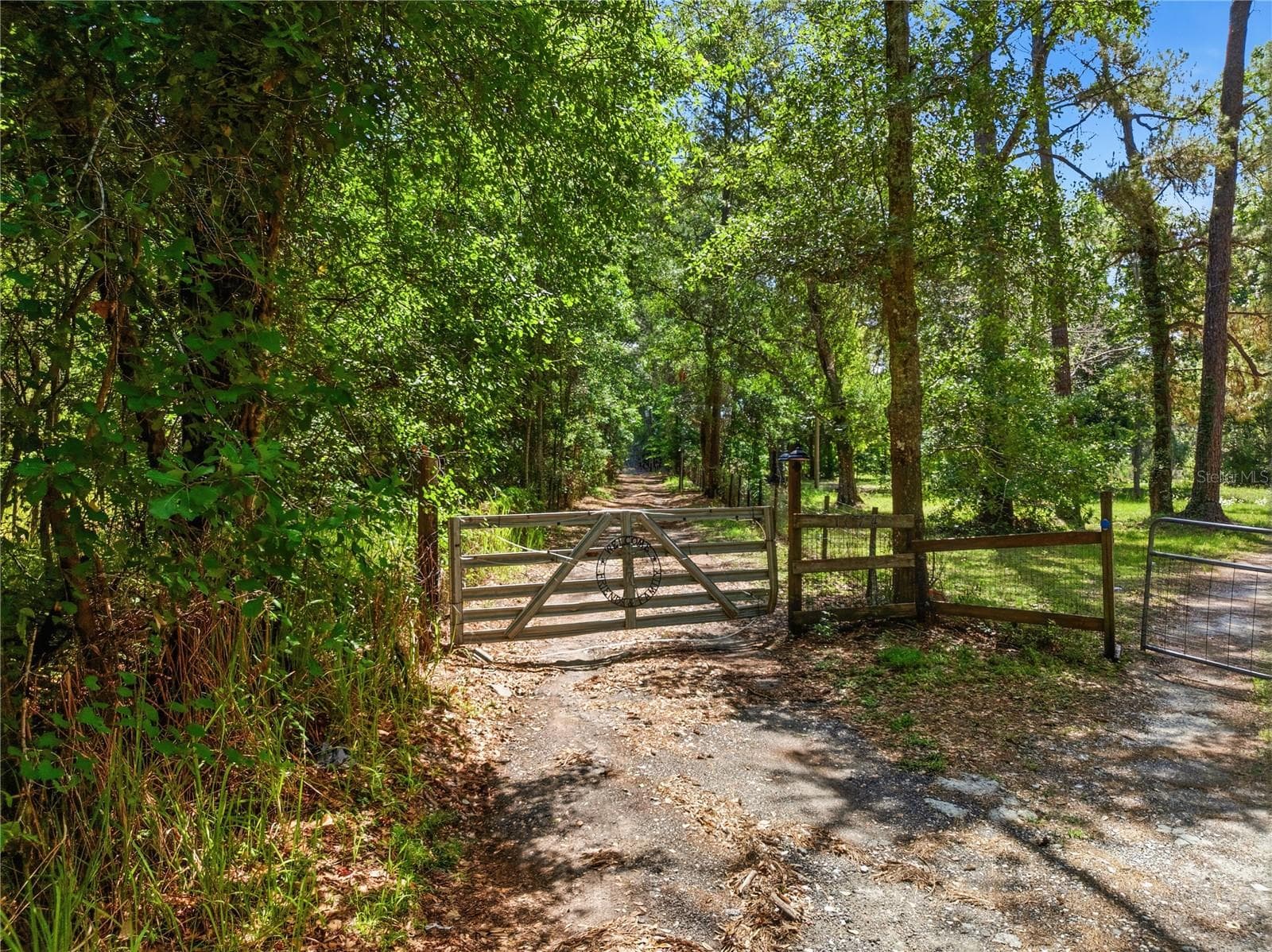 1074 CULBREATH RD