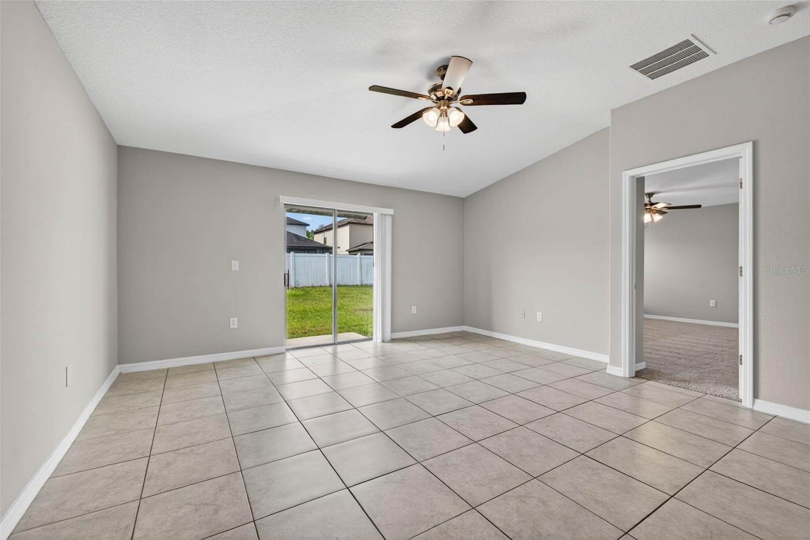 Single Family Residence at 13236 JETER CREEK DR, RIVERVIEW, photo 13 of 29