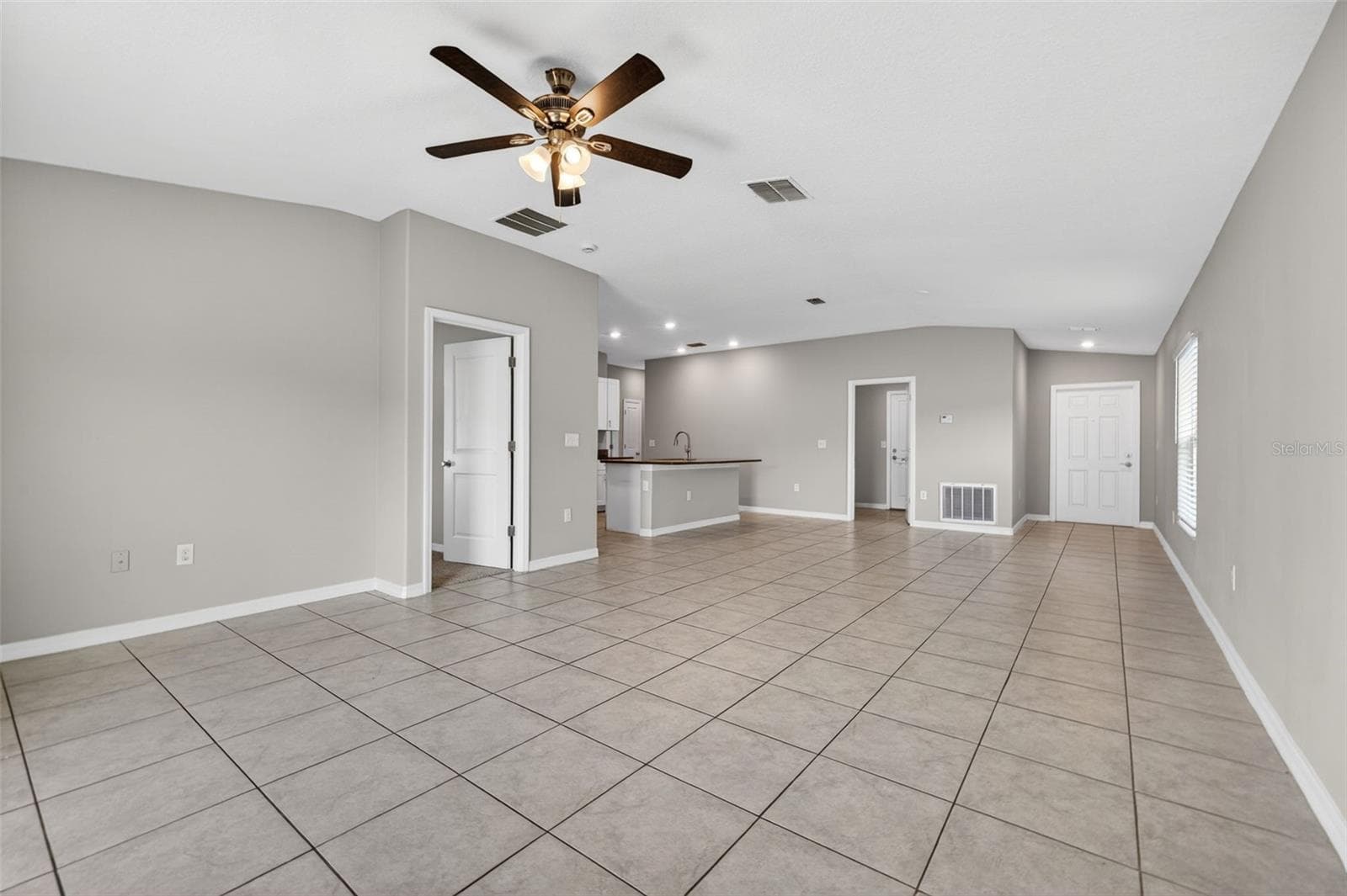Single Family Residence at 13236 JETER CREEK DR, RIVERVIEW, photo 14 of 29