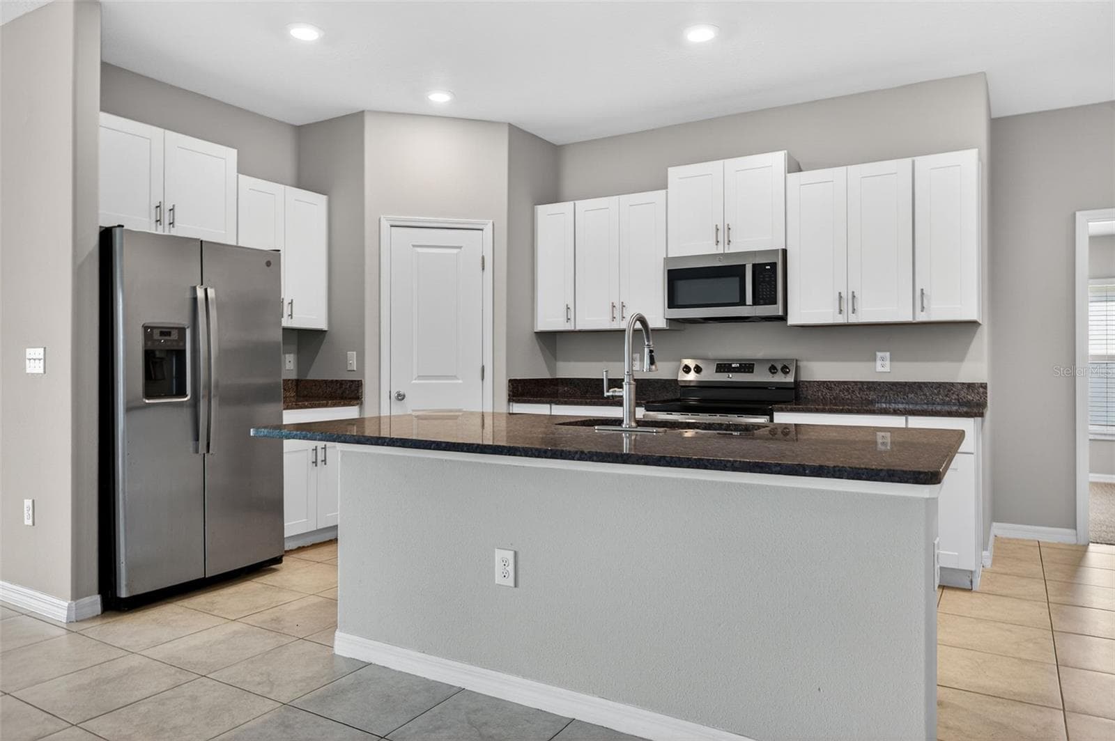 Single Family Residence at 13236 JETER CREEK DR, RIVERVIEW, photo 15 of 29