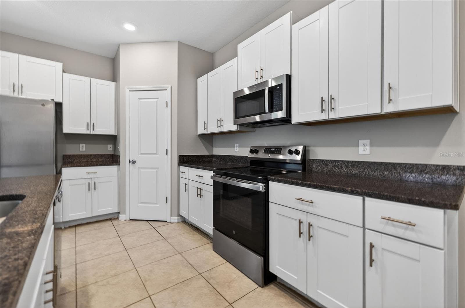 Single Family Residence at 13236 JETER CREEK DR, RIVERVIEW, photo 16 of 29
