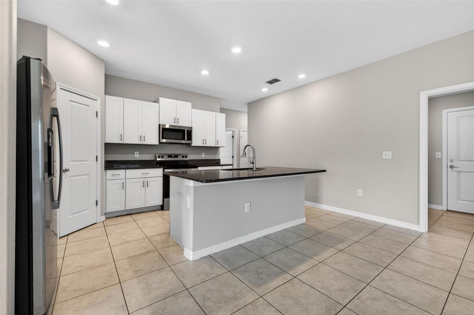 Single Family Residence at 13236 JETER CREEK DR, RIVERVIEW, photo 18 of 29