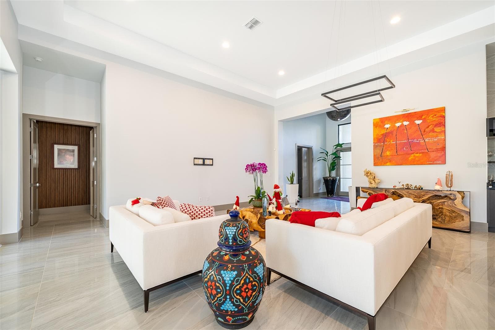 Single Family Residence at 15144 PENDIO DR, BELLA COLLINA, photo 9 of 60