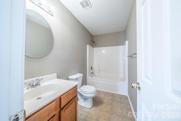 Single Family Residence at 2416 Buckleigh Drive, Charlotte, photo 15 of 20