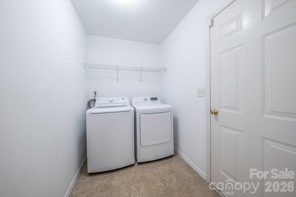 Single Family Residence at 2416 Buckleigh Drive, Charlotte, photo 16 of 20