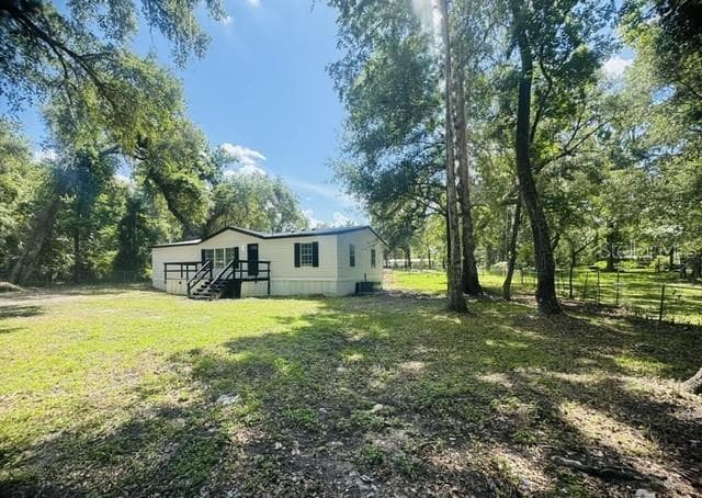 Front Yard - 11898 SW 36TH WAY, WEBSTER