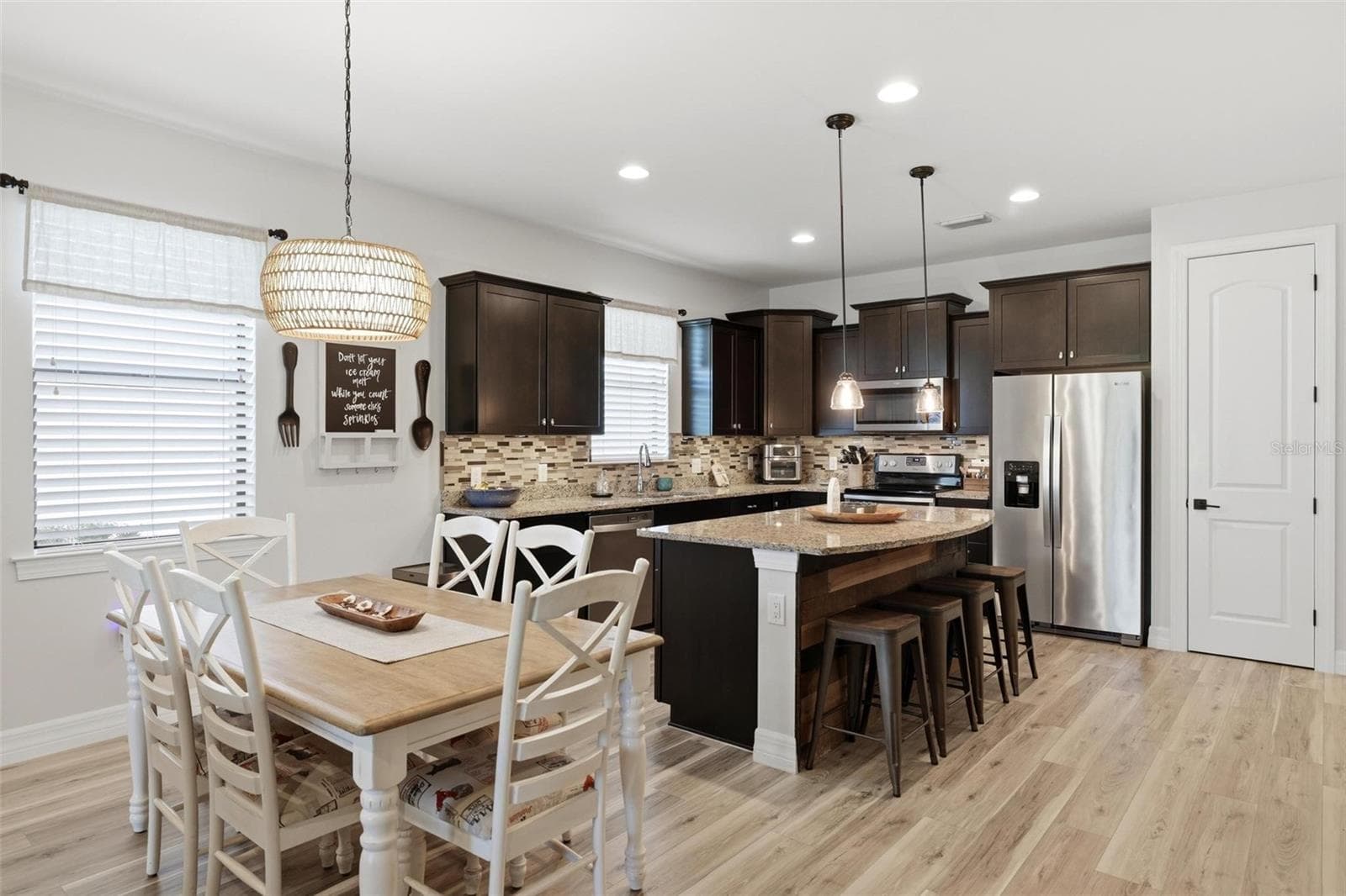 Kitchen w Island - 2583 MARTON OAK BLVD, NORTH PORT