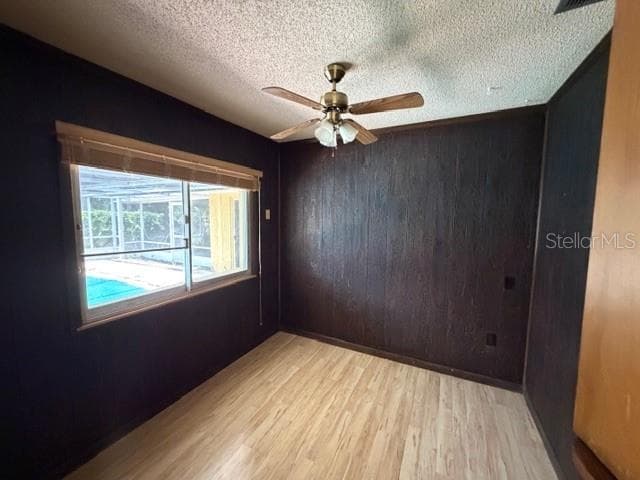 Single Family Residence at 1105 GAUSE AVE, BARTOW, photo 9 of 18