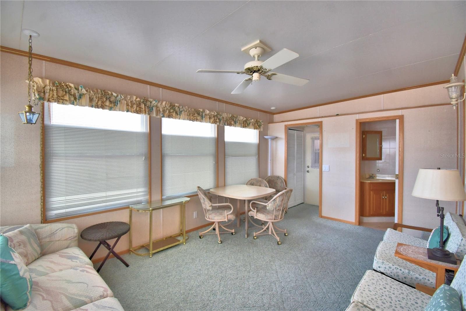 Manufactured Home at 251 PATTERSON RD #H38, HAINES CITY, photo 8 of 50