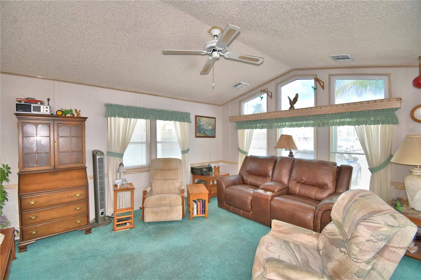 Manufactured Home at 251 PATTERSON RD #H38, HAINES CITY, photo 30 of 50