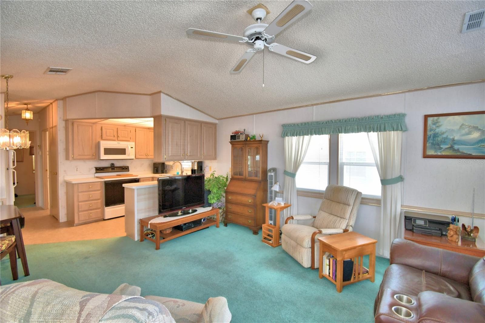 Manufactured Home at 251 PATTERSON RD #H38, HAINES CITY, photo 31 of 50