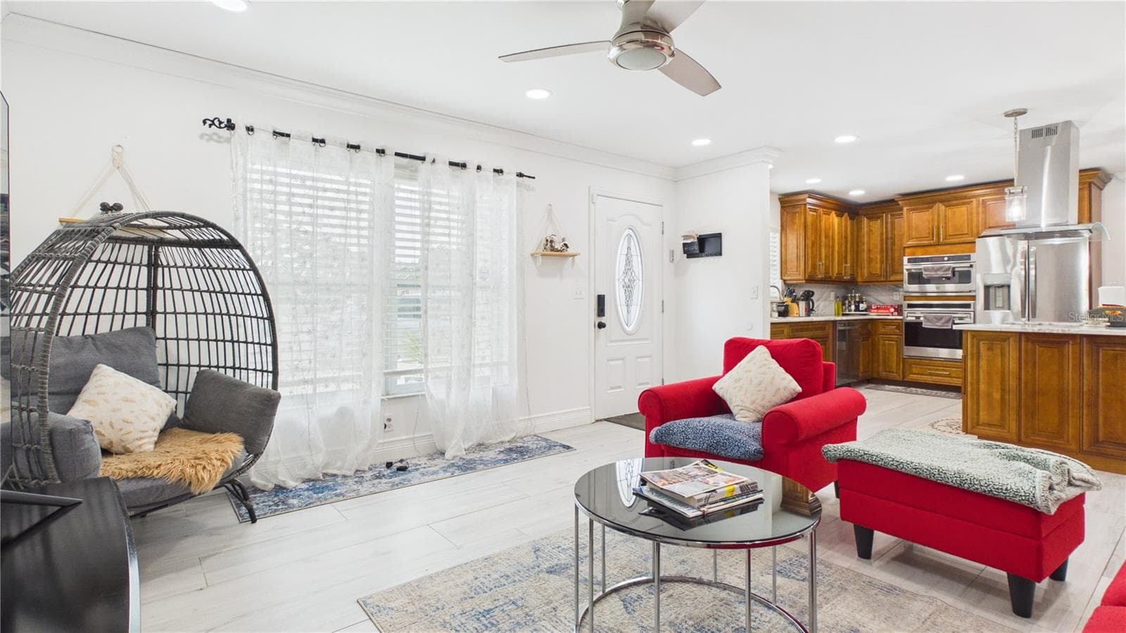 Single Family Residence at 8721 N ORANGEVIEW AVE, TAMPA, photo 16 of 47