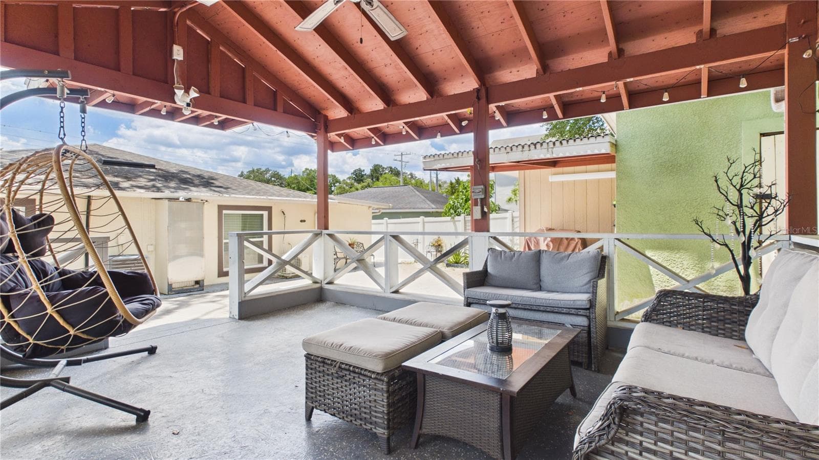 Single Family Residence at 8721 N ORANGEVIEW AVE, TAMPA, photo 43 of 47
