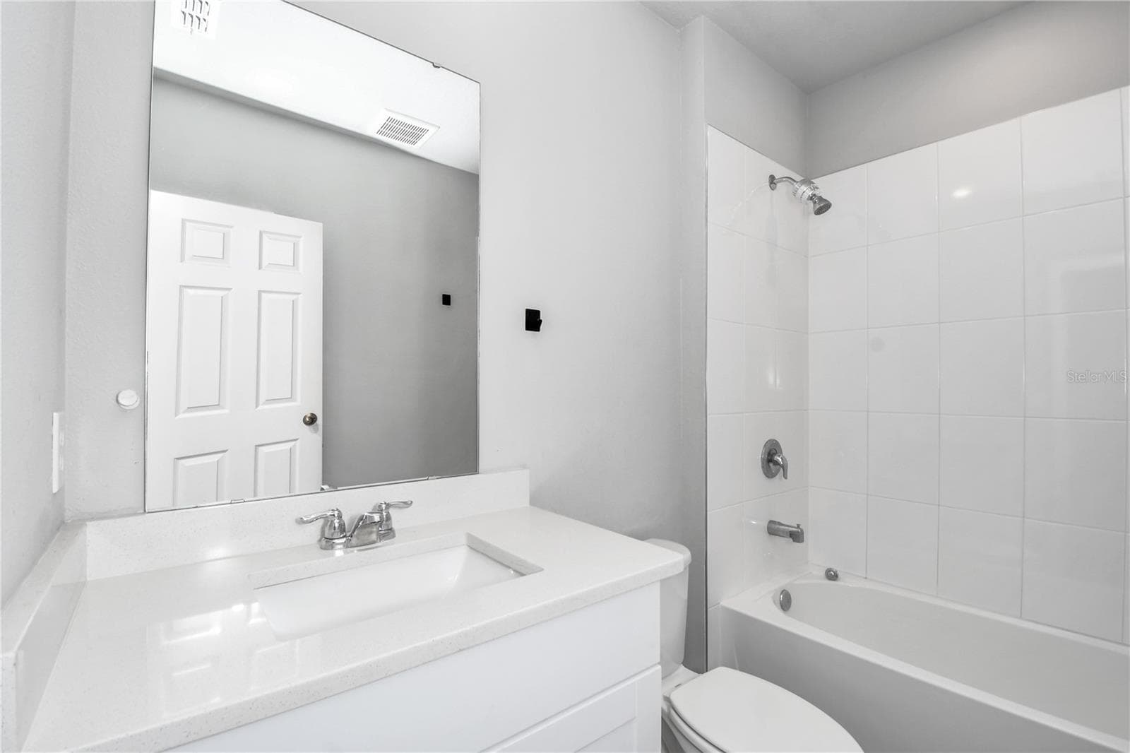 Single Family Residence at 17413 BACK BAY CT, CLERMONT, photo 10 of 18