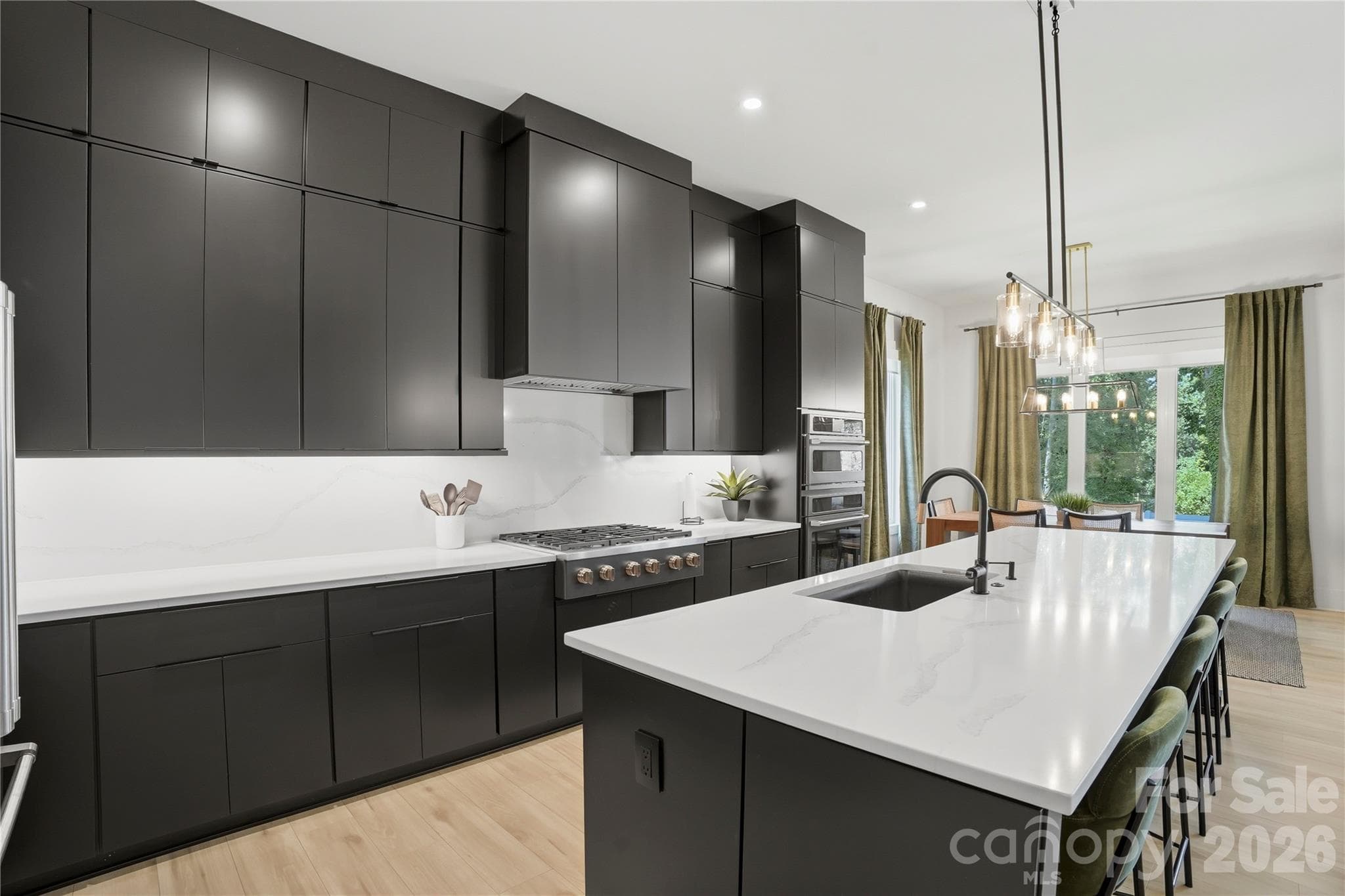 Single Family Residence at Charlotte, photo 6 of 48
