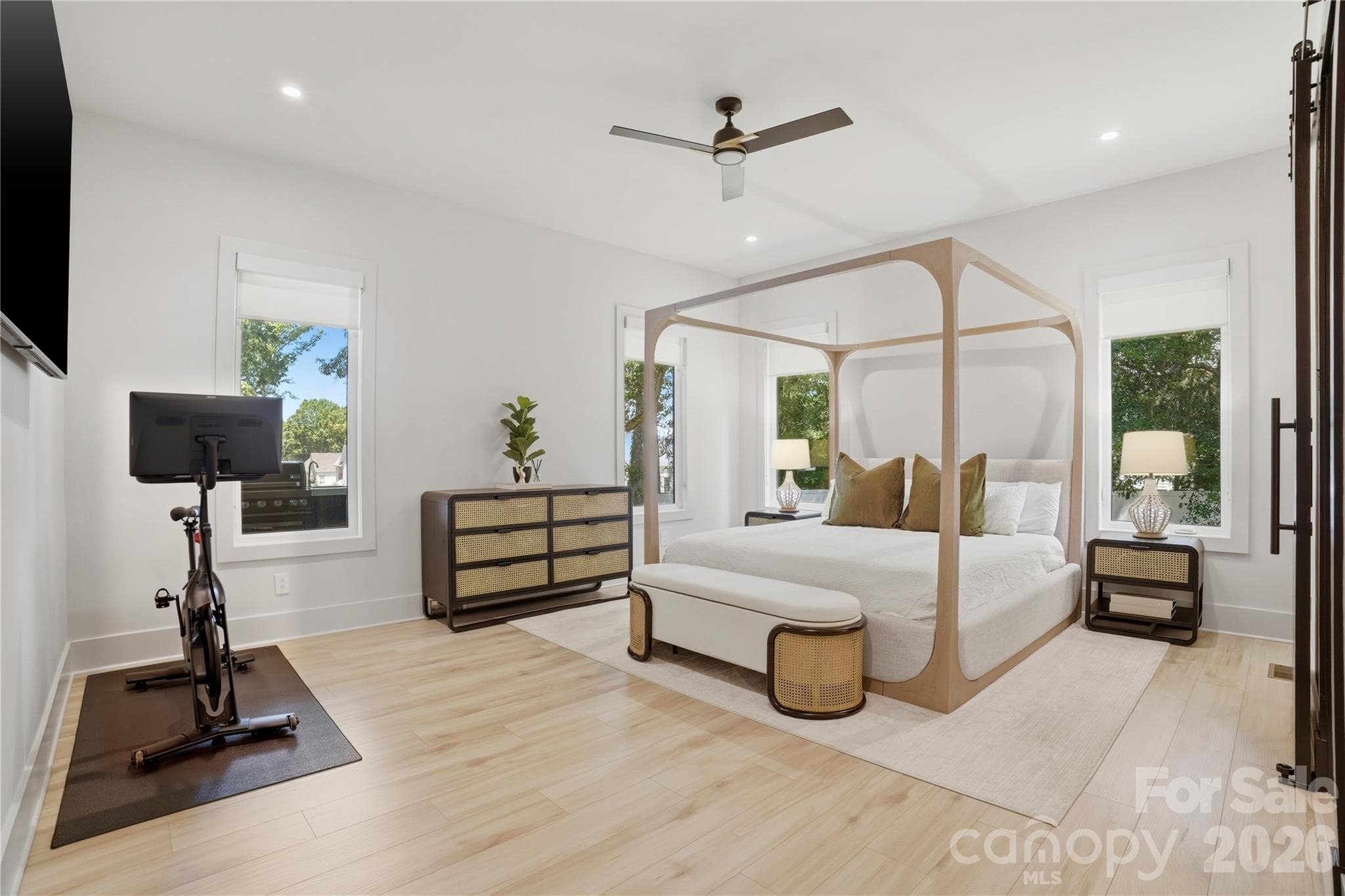 Single Family Residence at Charlotte, photo 17 of 48