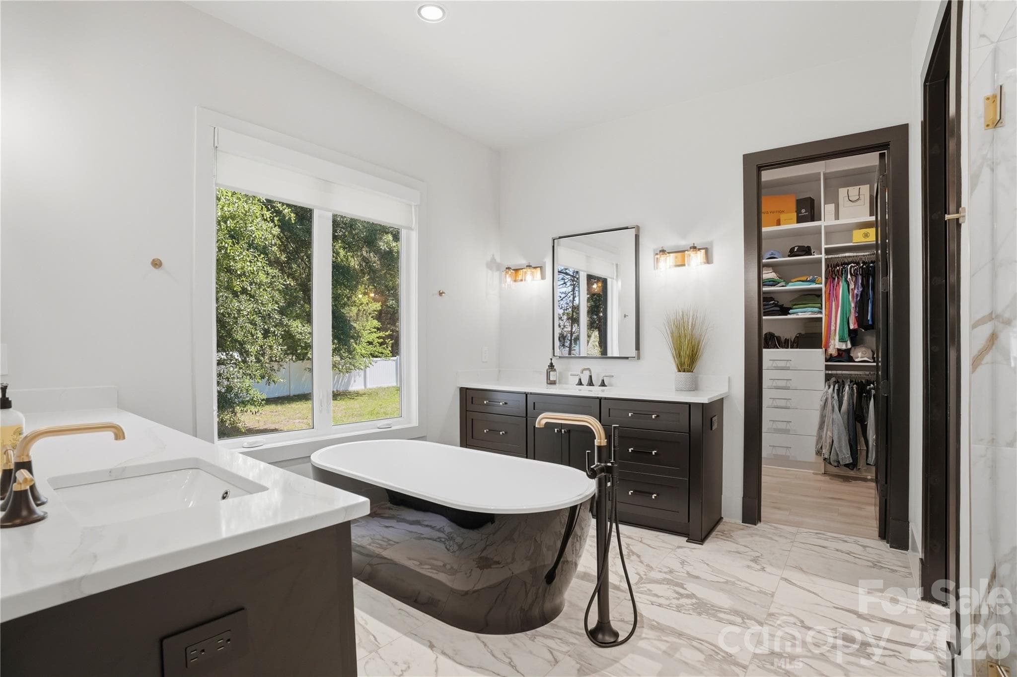 Single Family Residence at Charlotte, photo 21 of 48