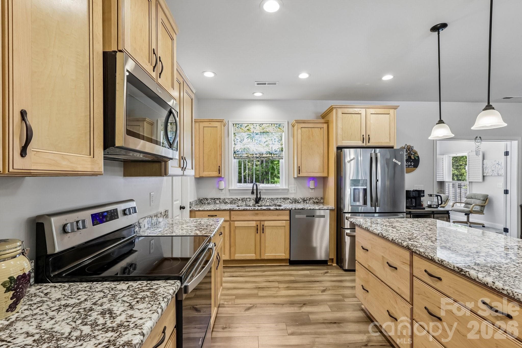 Single Family Residence at Monroe, photo 7 of 30