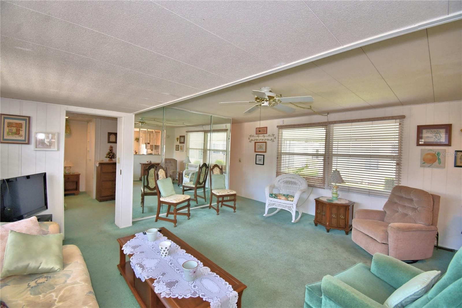 Mobile Home at 118 PARADISE LN, AUBURNDALE, photo 9 of 40