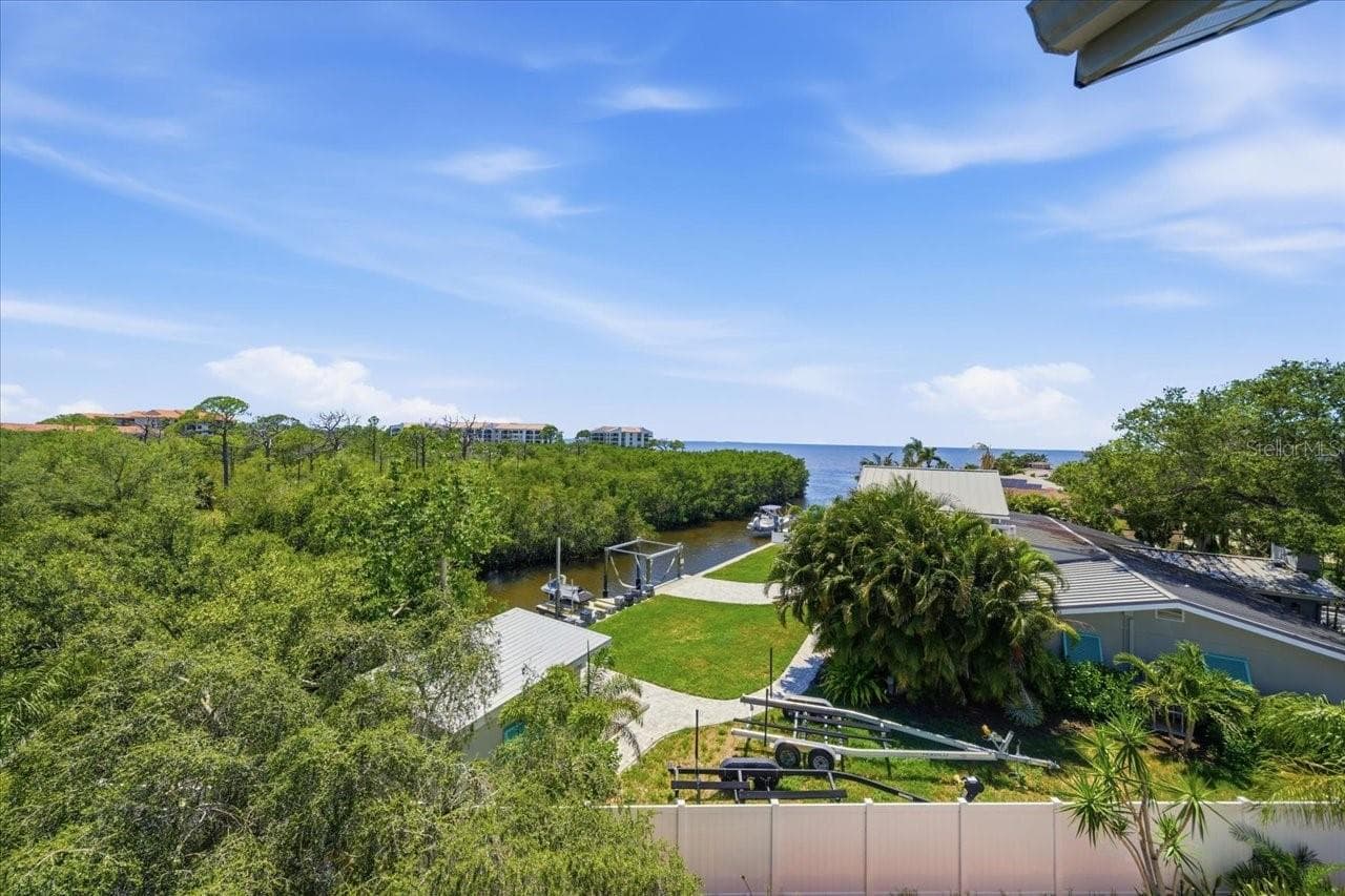 Single Family Residence at 1130 S FLORIDA AVE, TARPON SPRINGS, photo 23 of 97
