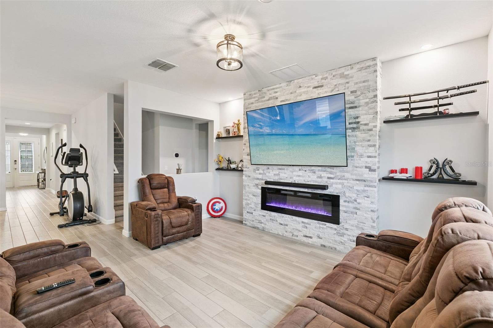 Single Family Residence at 4465 DAVOS DR, CLERMONT, photo 10 of 33