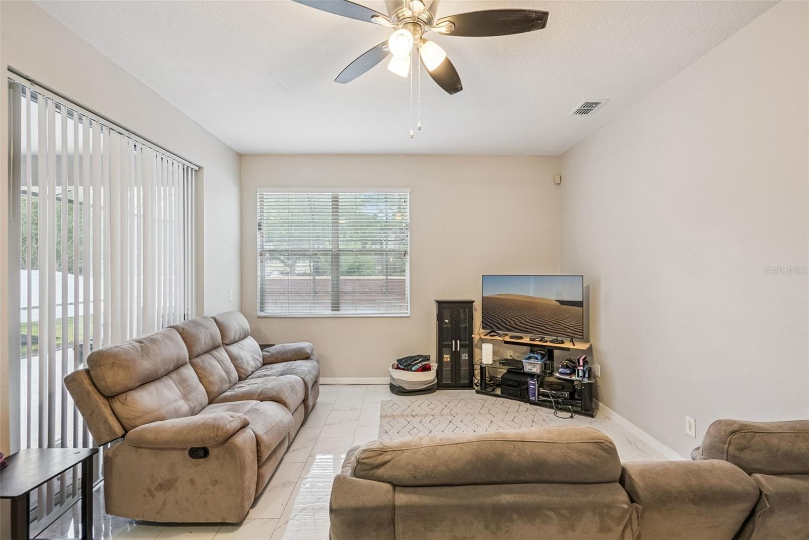 Single Family Residence at 13805 EAGLES GLEN CT, ORLANDO, photo 13 of 65