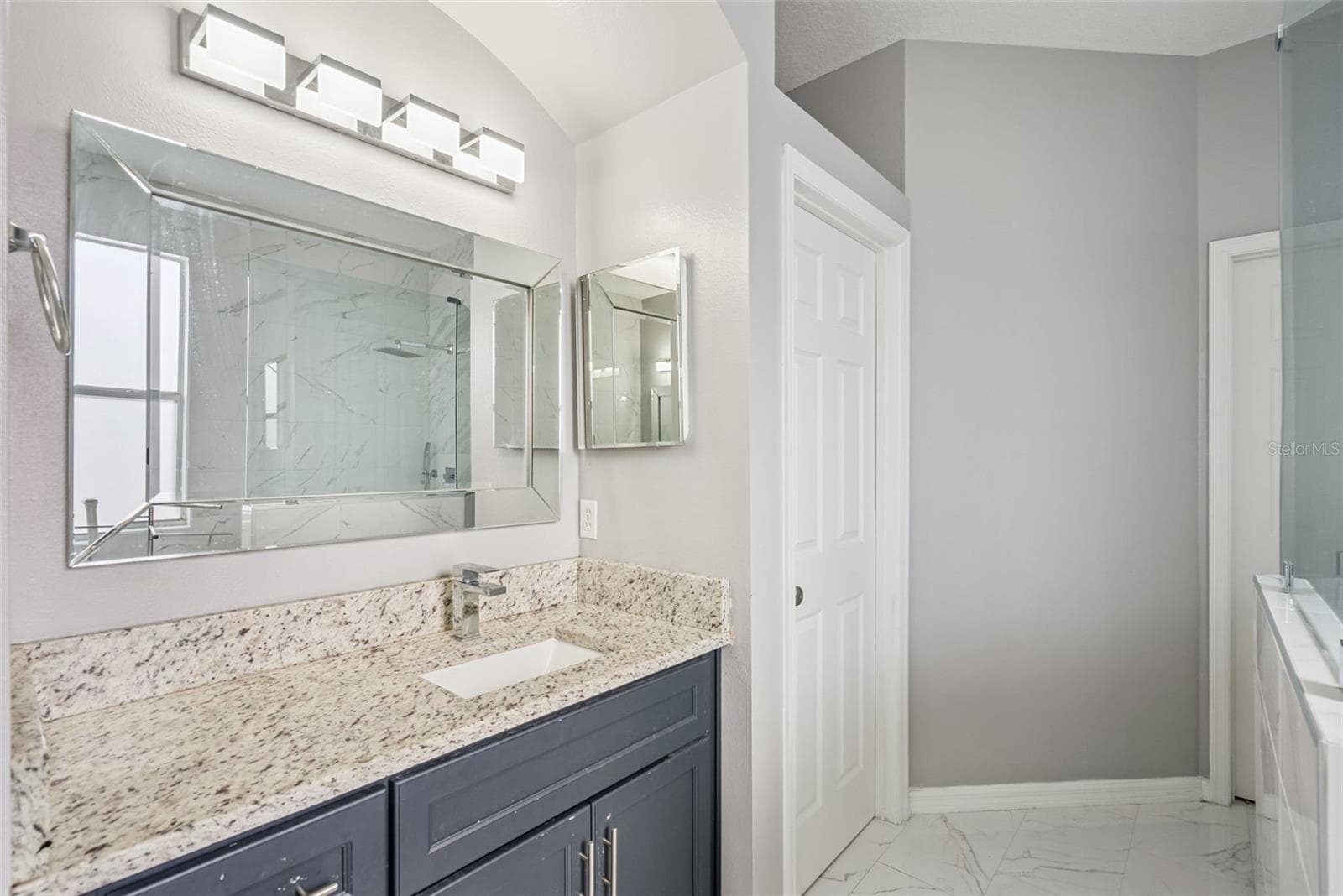 Single Family Residence at 13805 EAGLES GLEN CT, ORLANDO, photo 37 of 65