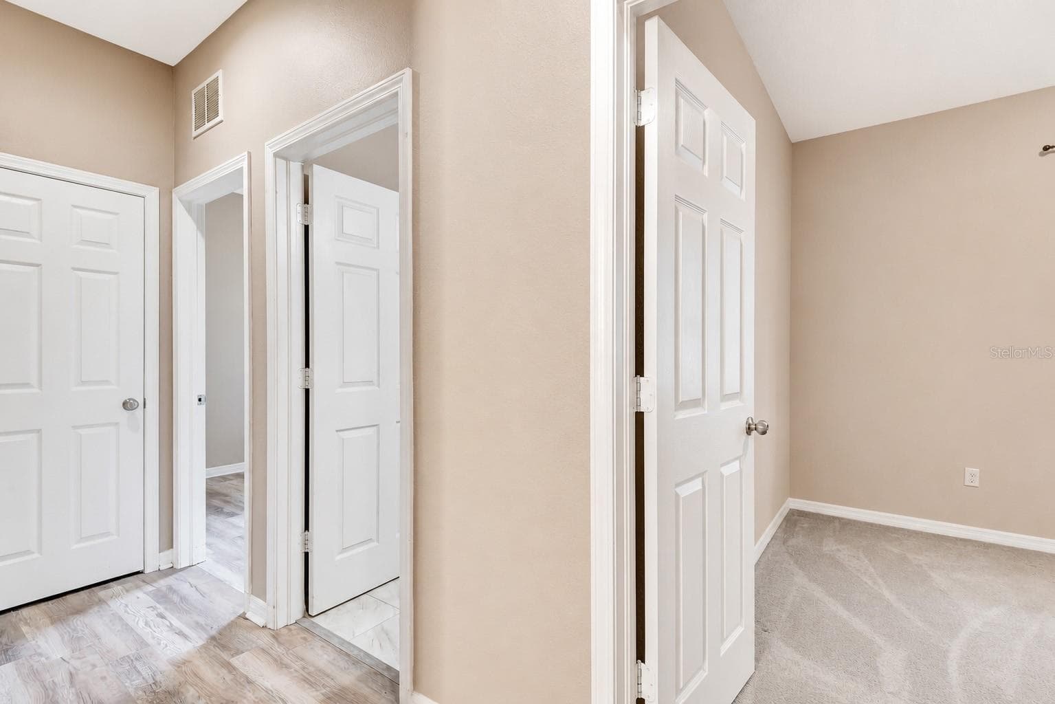 Single Family Residence at 9116 MOUNTAIN CAMELLIA LN, RIVERVIEW, photo 35 of 75
