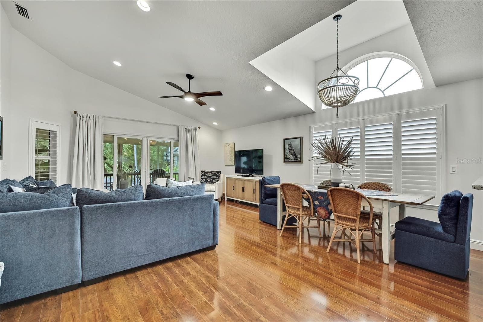 Single Family Residence at 11956 W BLUE BAYOU CT, CRYSTAL RIVER, photo 5 of 46