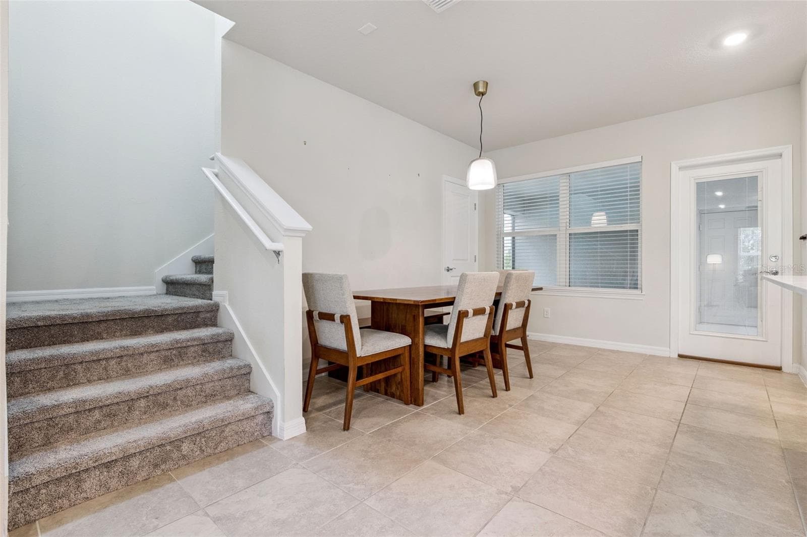 Dining area - 4062 FEATHER TREE DR, APOPKA