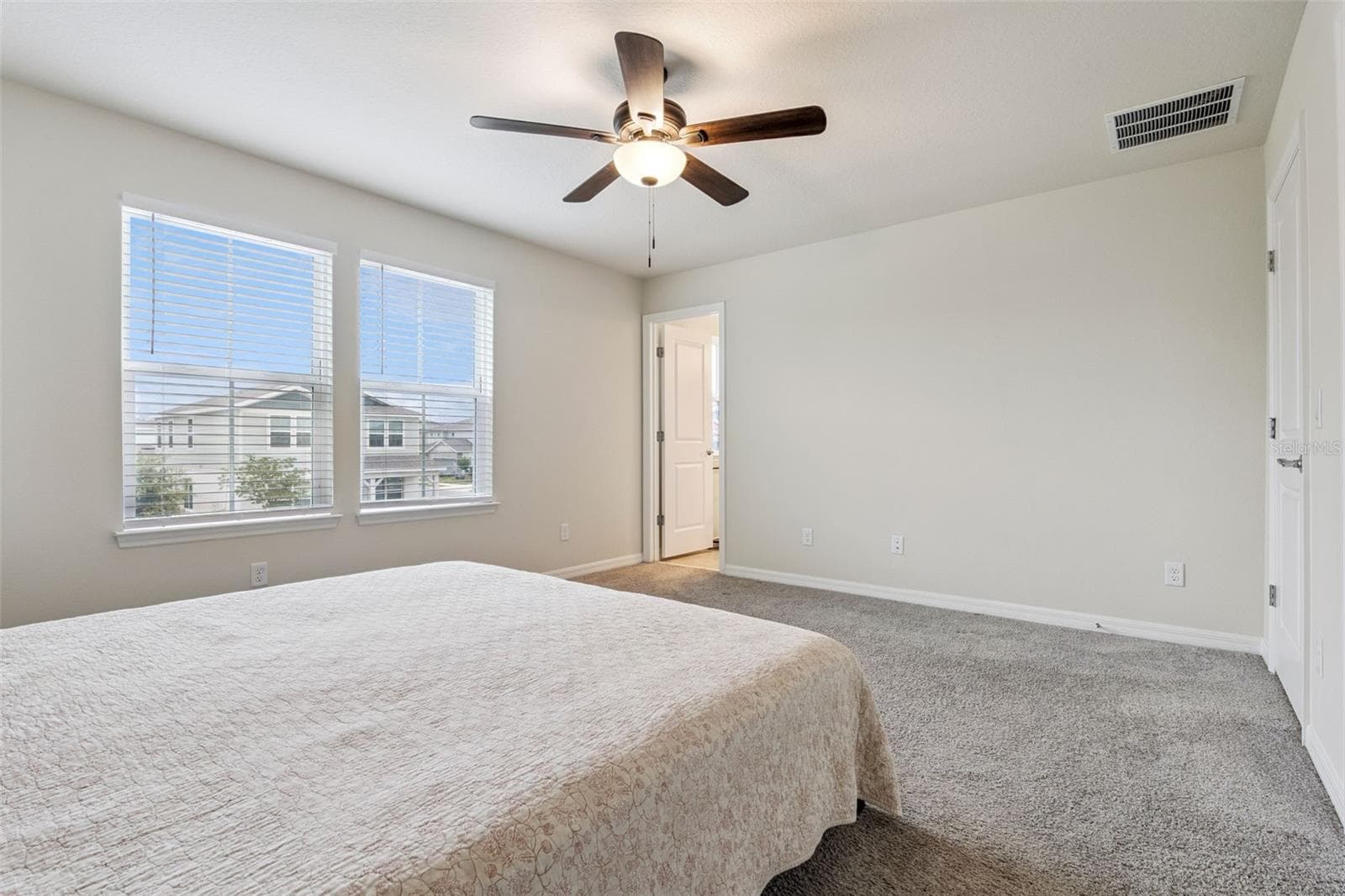 Primary bedroom - 4062 FEATHER TREE DR, APOPKA