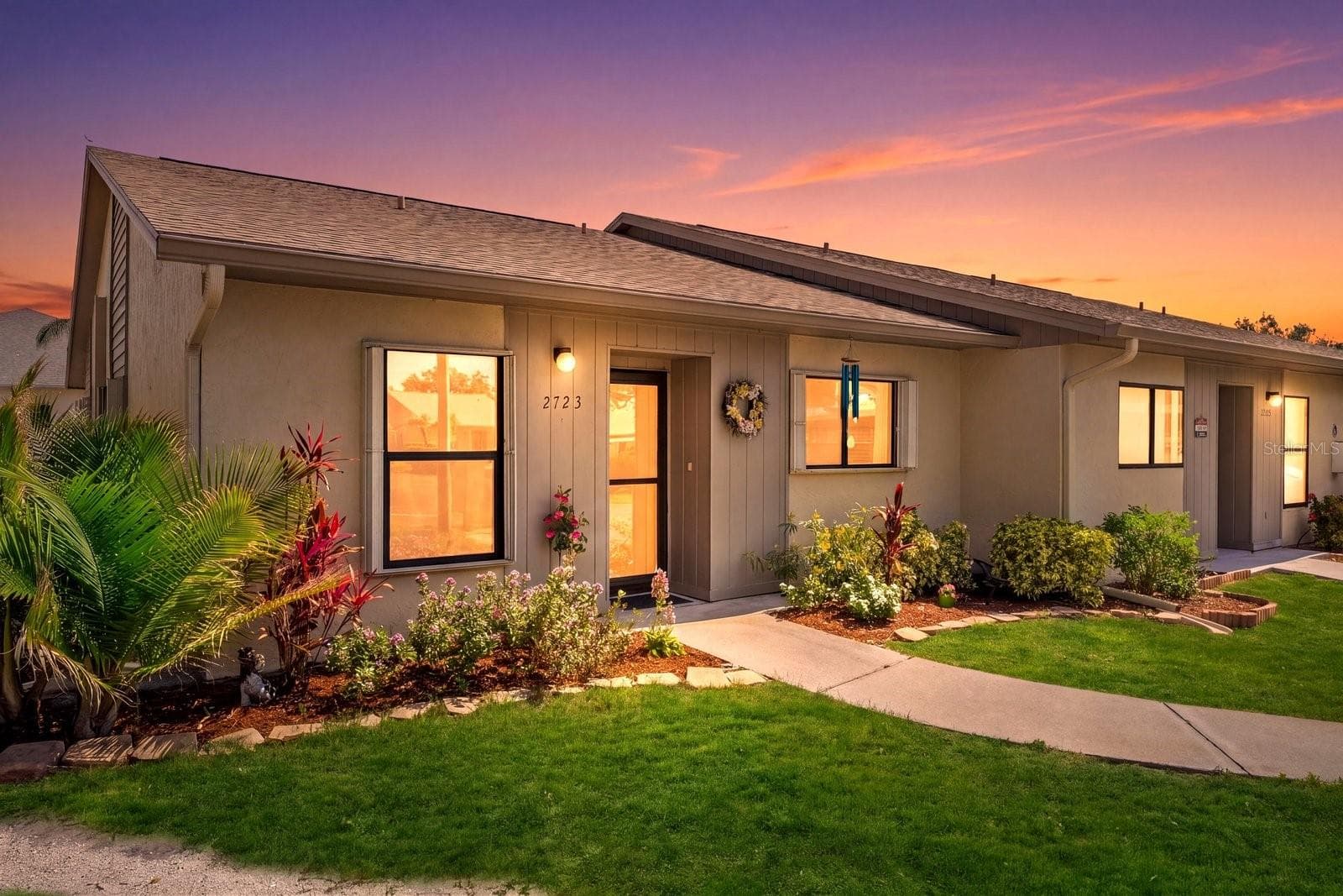 Beautiful End Unit Villa with scenic park view! - 2723 60TH AVENUE DR W #2723, BRADENTON