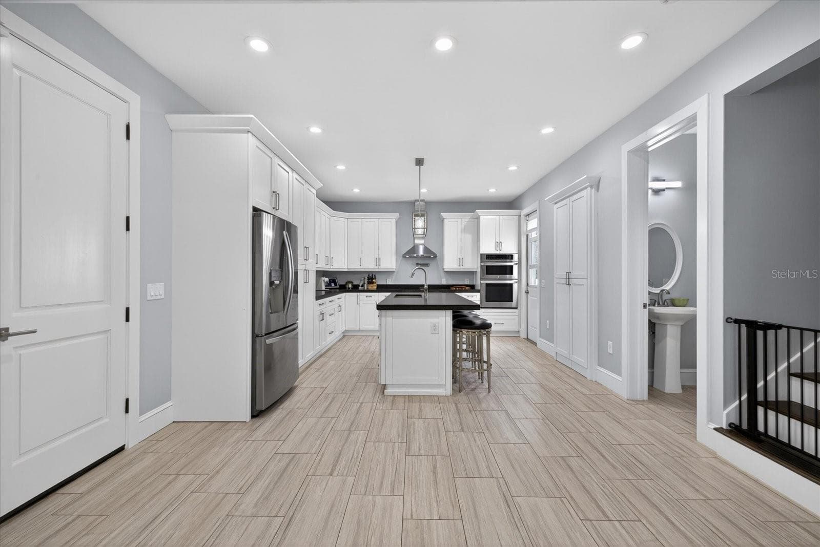 Single Family Residence at 4102 S TRASK ST, TAMPA, photo 10 of 58