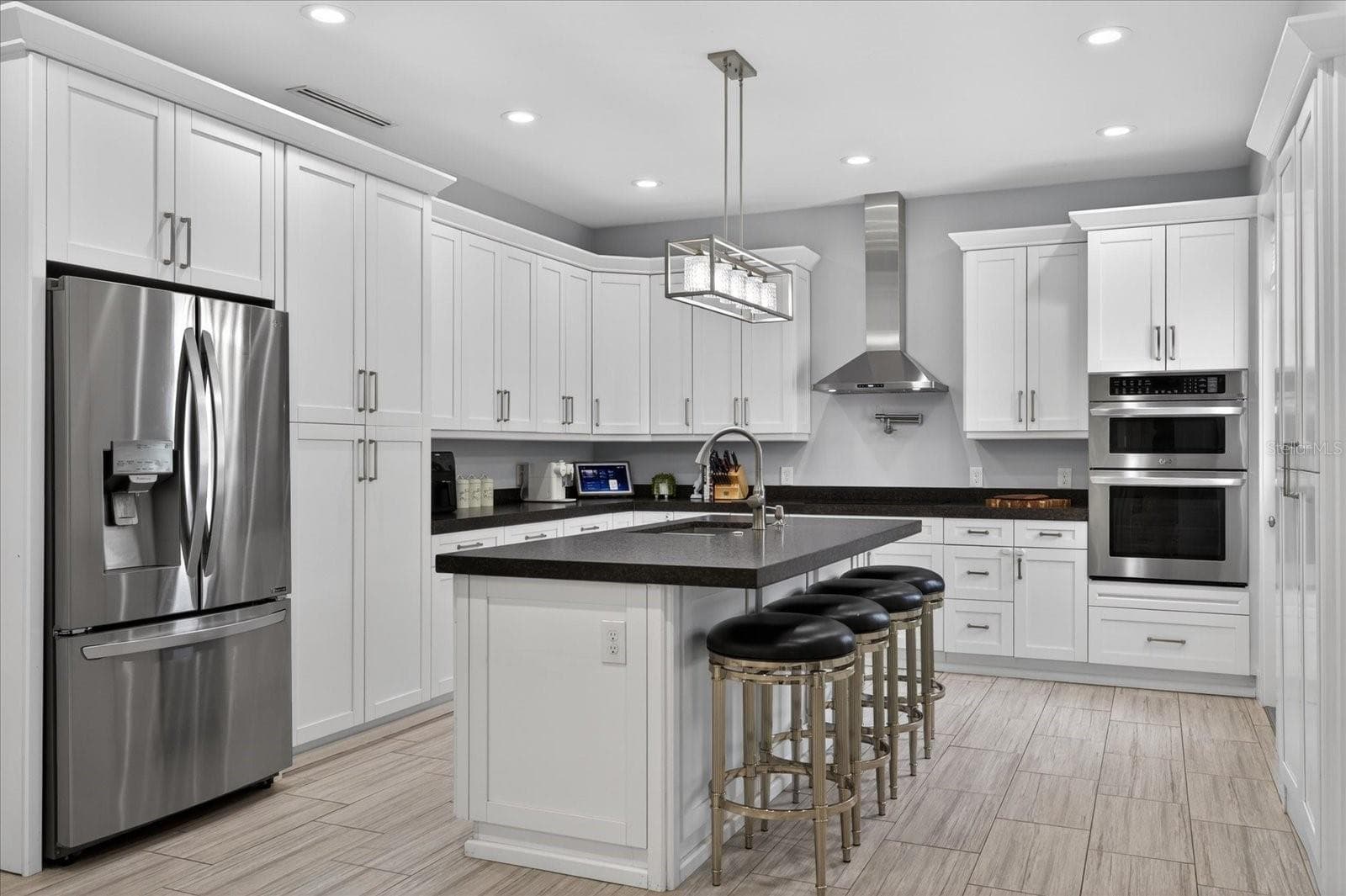Single Family Residence at 4102 S TRASK ST, TAMPA, photo 18 of 58