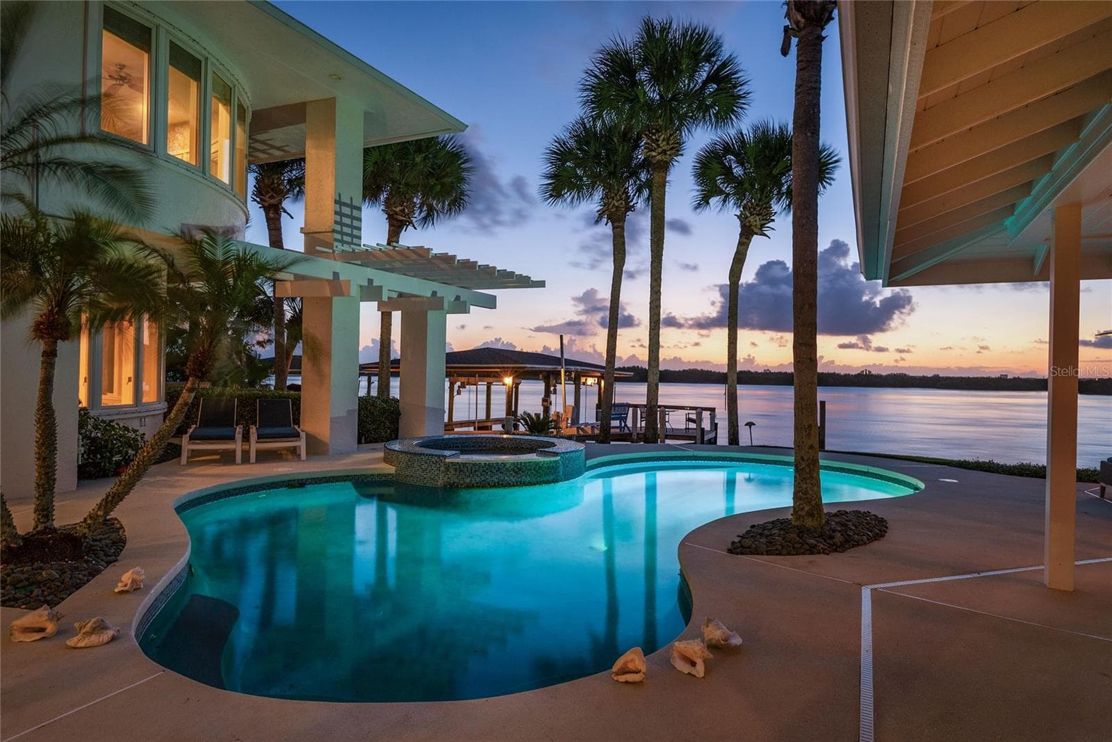 1215 Commodore Dr. Your Own Private Water Front Resort. Magical at Every Time of Day! - 1215 COMMODORE DR, NEW SMYRNA BEACH