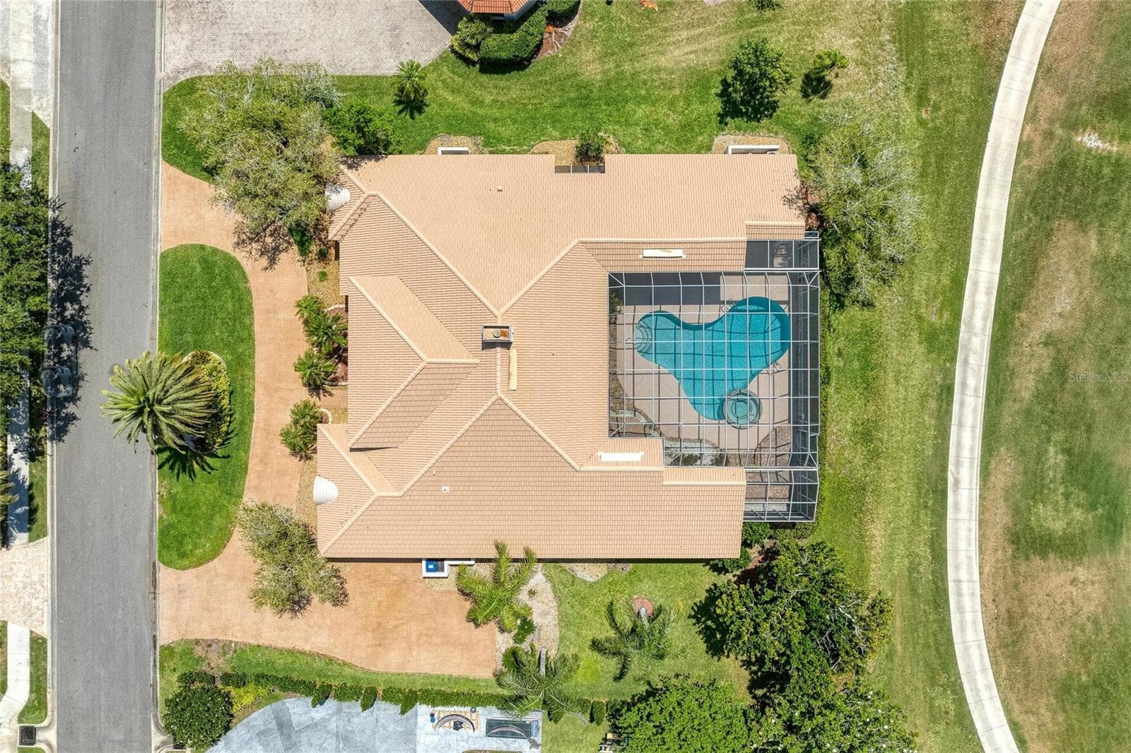Single Family Residence at 4268 LAS PALMAS WAY, SARASOTA, photo 7 of 104