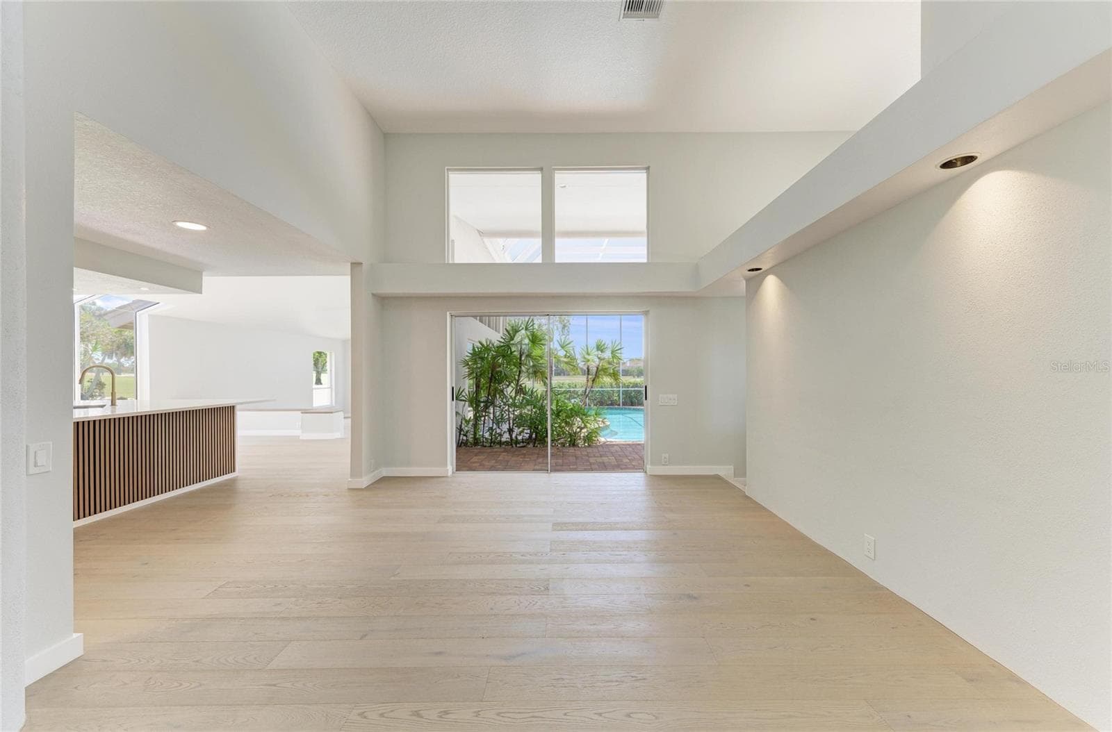 Single Family Residence at 4268 LAS PALMAS WAY, SARASOTA, photo 23 of 104