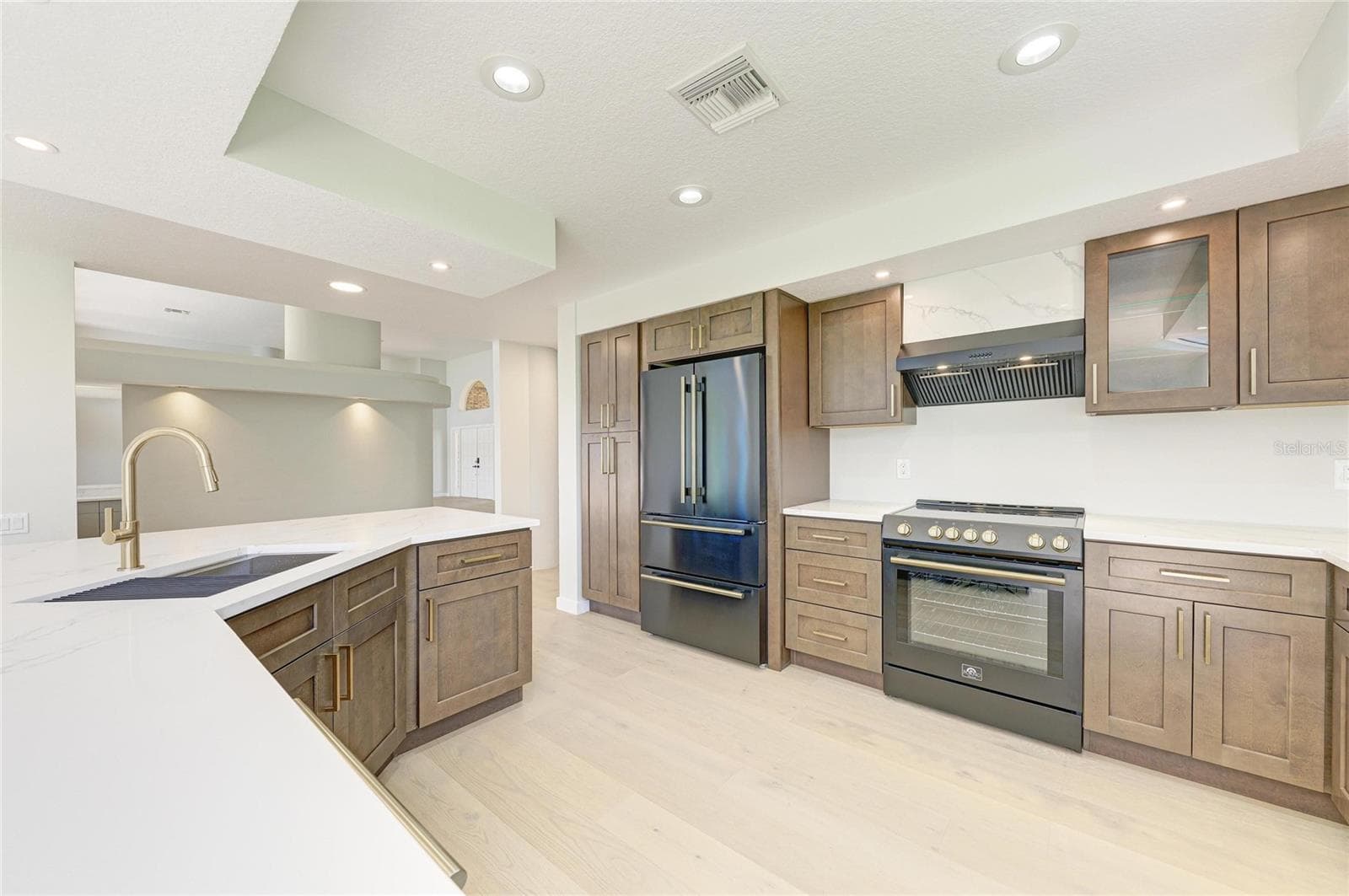 Single Family Residence at 4268 LAS PALMAS WAY, SARASOTA, photo 32 of 104