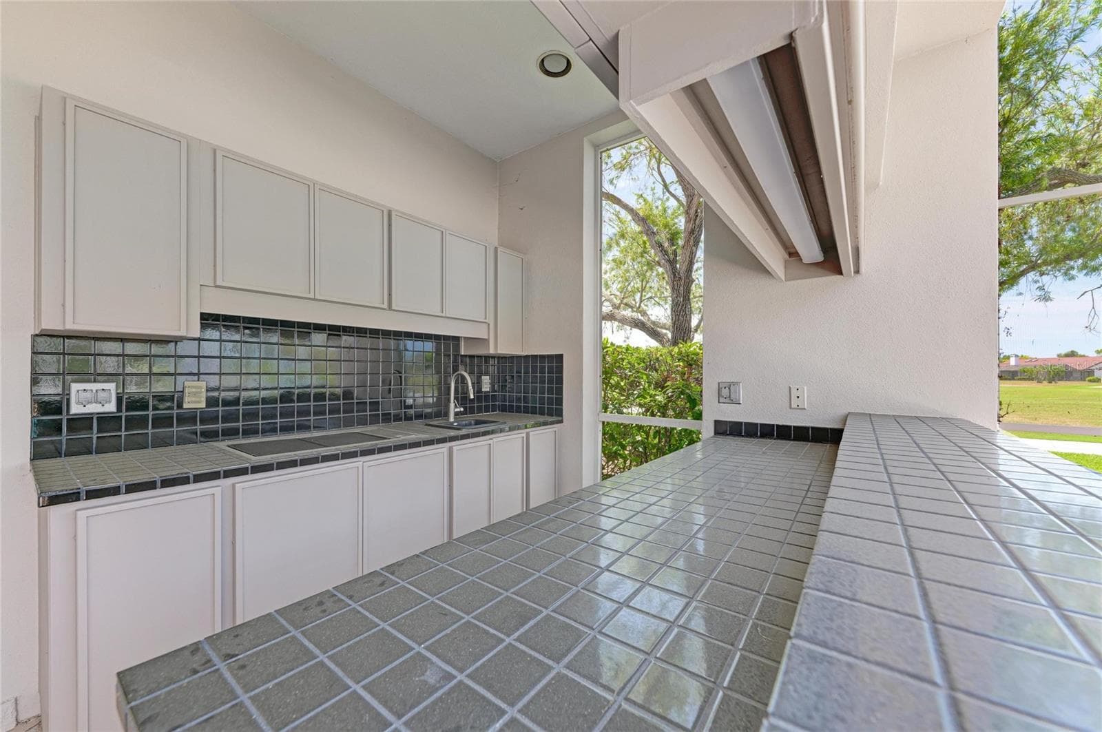 Single Family Residence at 4268 LAS PALMAS WAY, SARASOTA, photo 57 of 104