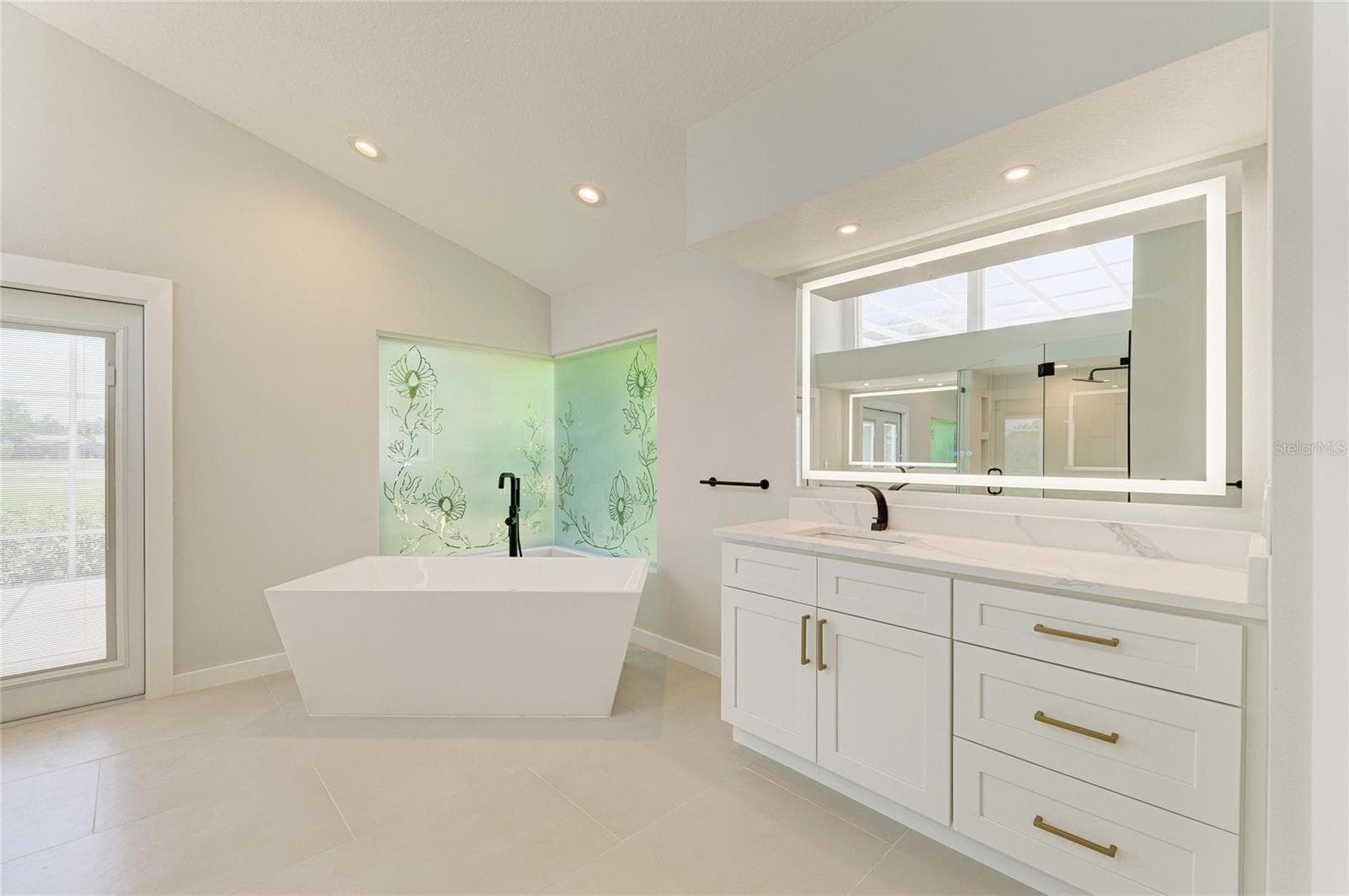 Single Family Residence at 4268 LAS PALMAS WAY, SARASOTA, photo 68 of 104