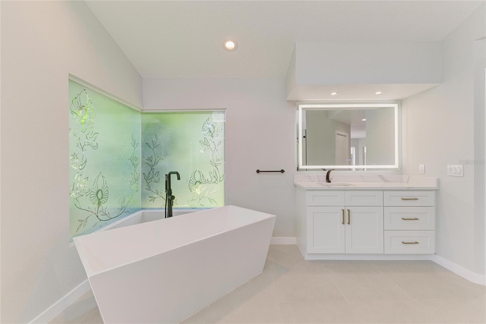 Single Family Residence at 4268 LAS PALMAS WAY, SARASOTA, photo 69 of 104