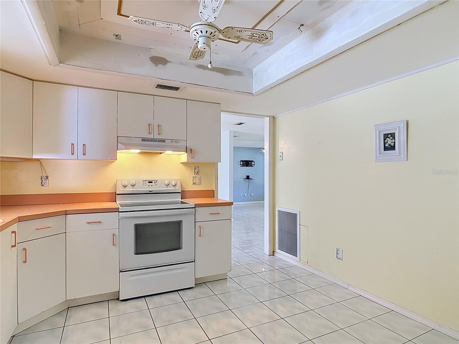 kitchen - 1237 JEFFERY DR, PORT ORANGE